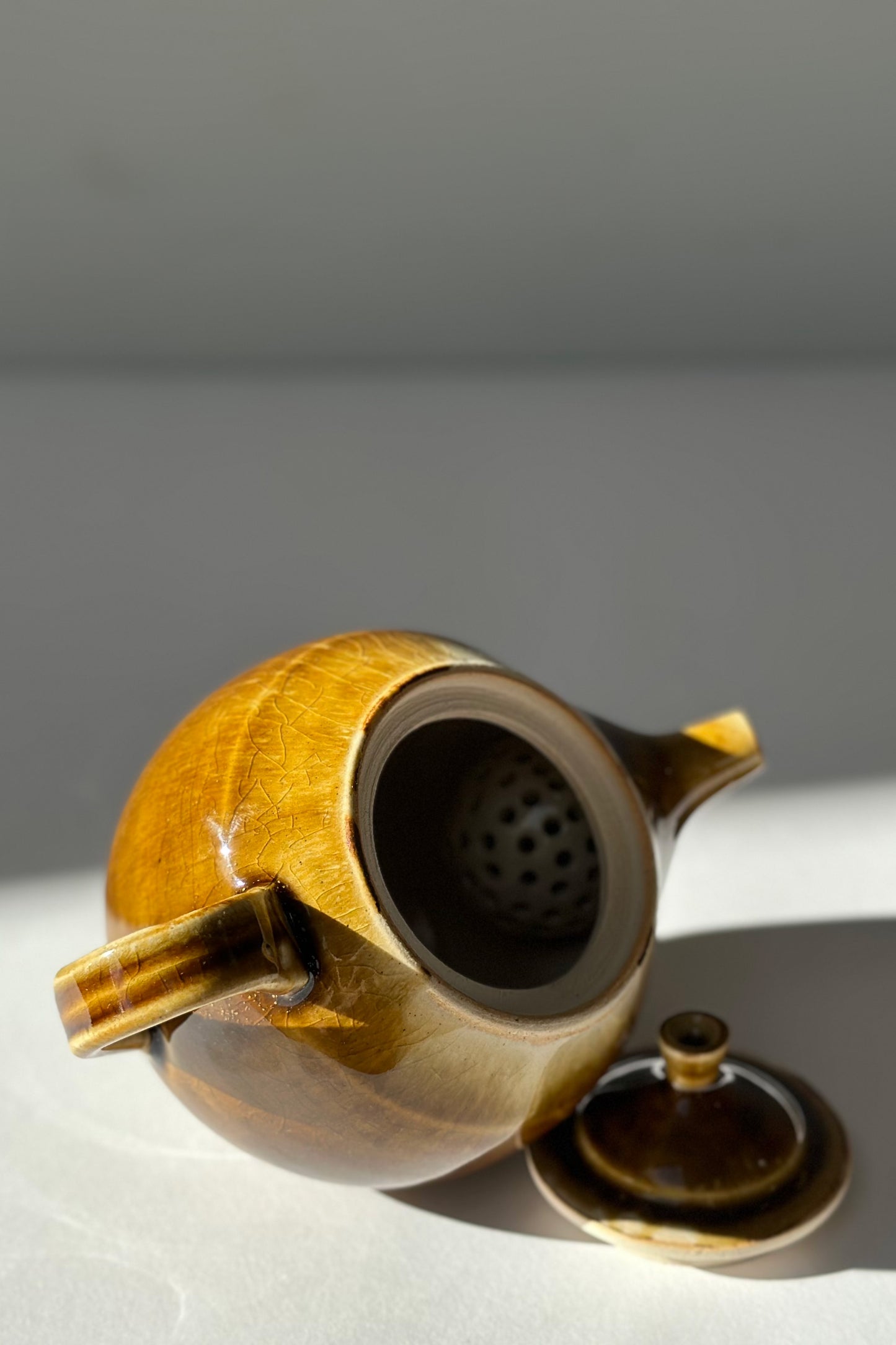 Honey Teapot with Filter