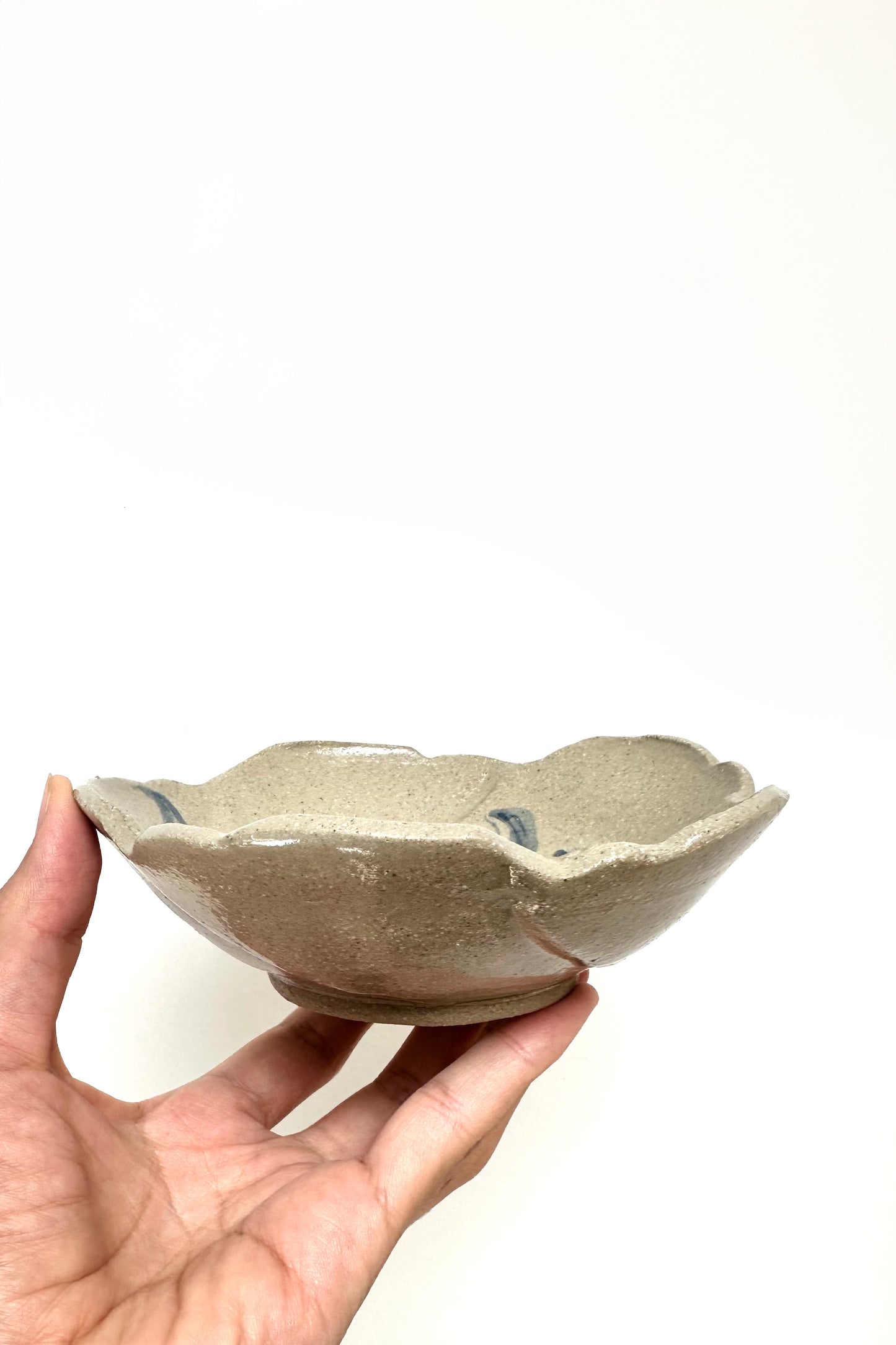 Petal-edged Ceramic Bowl