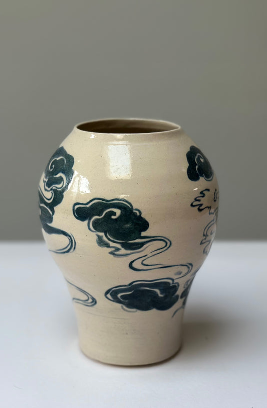 Foggy Smokey Patterned Vase